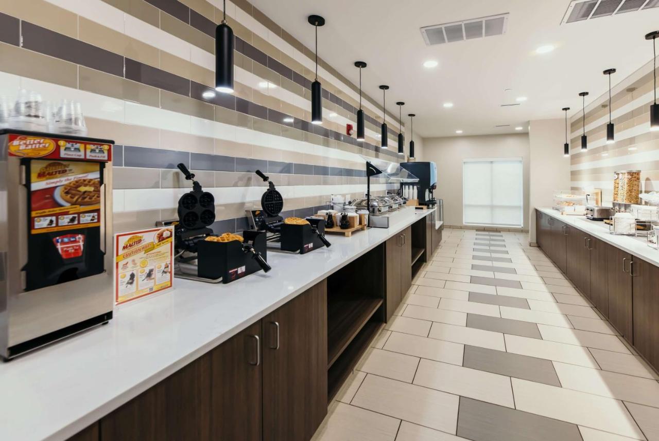 La Quinta Inn&Suites by Wyndham Ankeny IA - Des Moines IA Extérieur photo