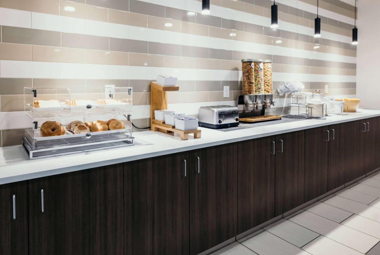 La Quinta Inn&Suites by Wyndham Ankeny IA - Des Moines IA Extérieur photo