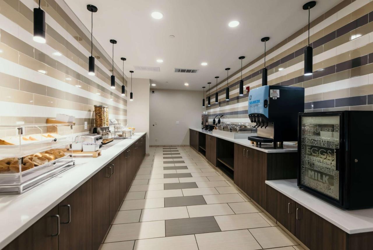 La Quinta Inn&Suites by Wyndham Ankeny IA - Des Moines IA Extérieur photo